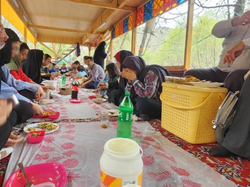 عکس رستوران باغ گیلاس