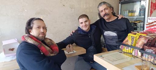 عکس ایچ کافی