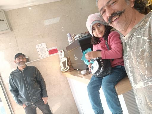 عکس ایچ کافی