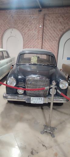 عکس موزه‌‌ خودروهای کلاسیک