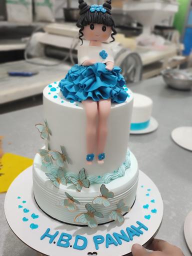 عکس شیرینی سرای قصر شهر