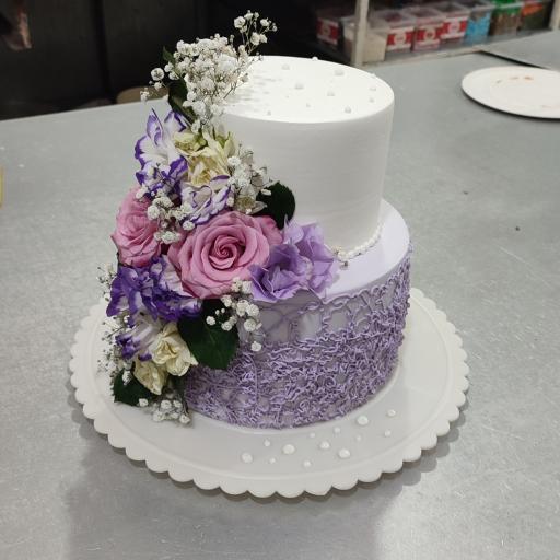 عکس شیرینی سرای قصر شهر