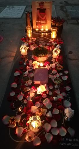 عکس آرامگاه ابدی مانیا همکار