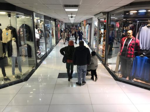 عکس مرکز خرید نصر