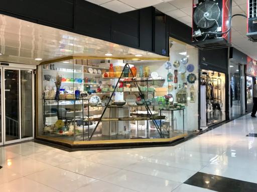 عکس مرکز خرید نصر