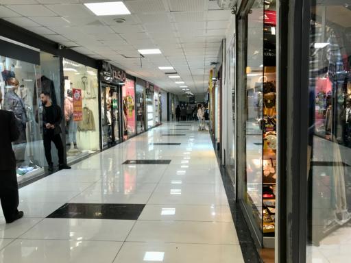 عکس مرکز خرید نصر