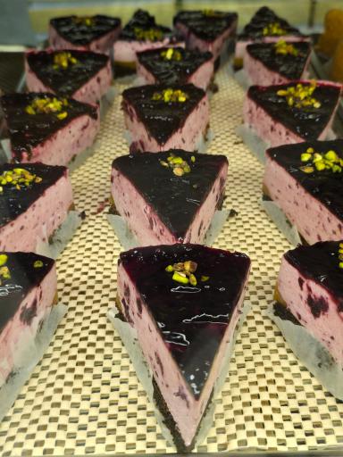 عکس شیرینی سرای قند عسل