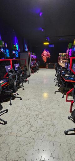 عکس مجتمع تفریحی اکسین گیم اصفهان