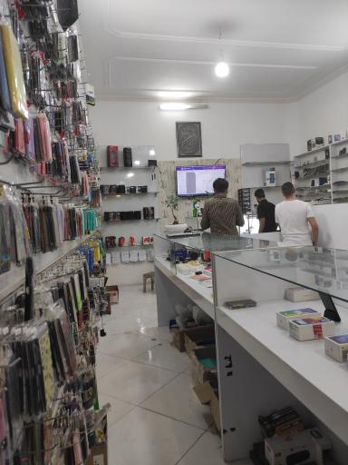 عکس تعمیرات و فروش موبایل مه تل