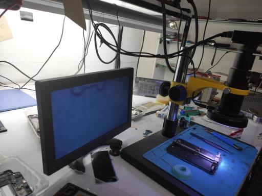 عکس تعمیرات و فروش موبایل مه تل