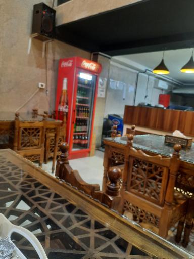 عکس فست‌ فود‌ ایستگاه شکم