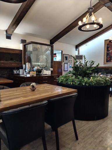 عکس رستوران کلبه