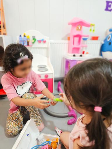 عکس مهدکودک برکه شادی