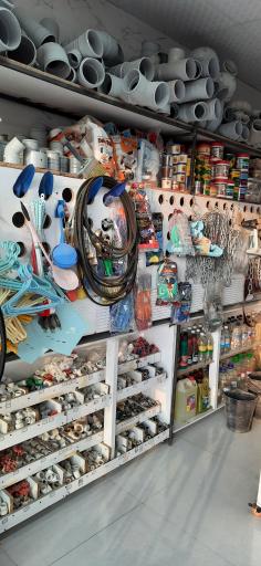 عکس رنگ و ابزار کشاورز