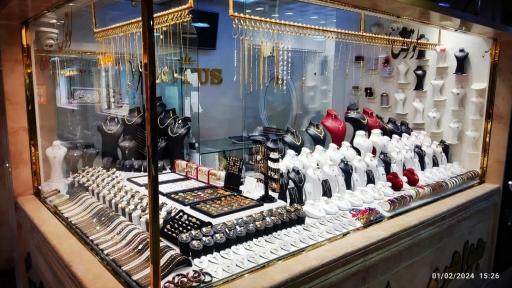 عکس گالری طلا وجواهری لوتوس