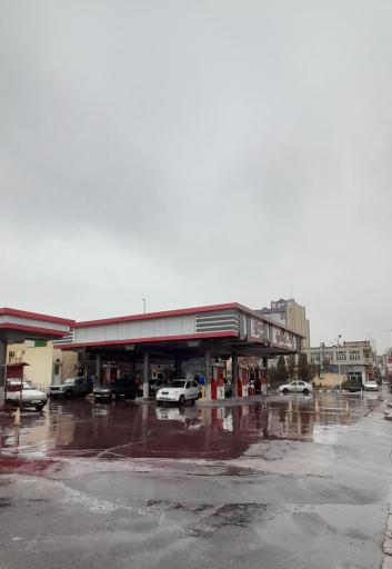 عکس پمپ بنزین کوهکان