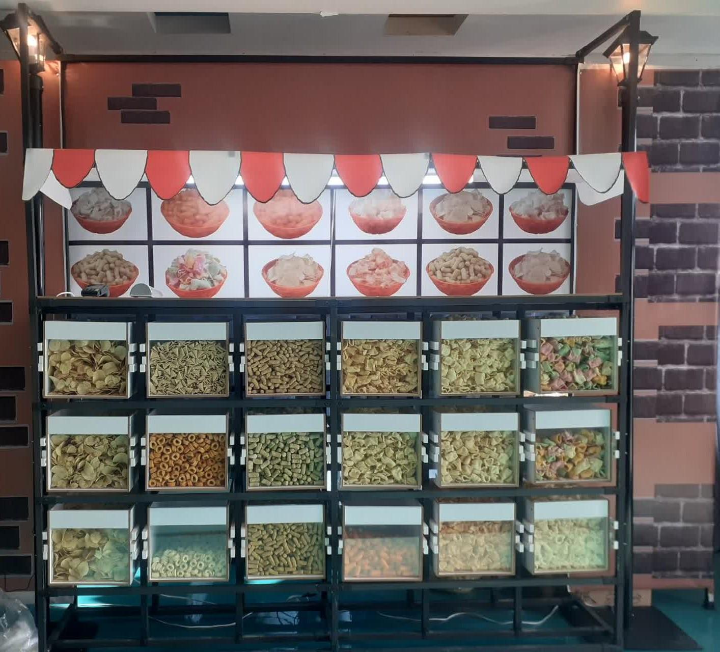 عکس غرفه تنقلات اورگانیک