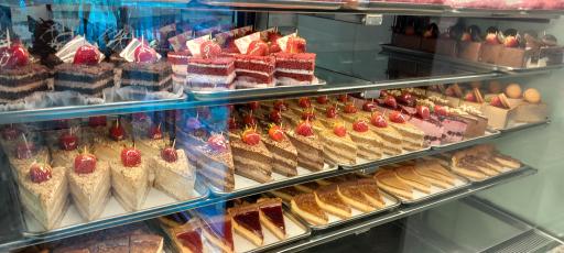 عکس شیرینی ماه بانو