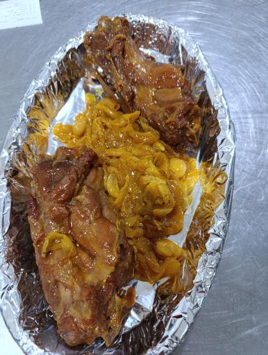 عکس رستوران بزرگ ساغروان