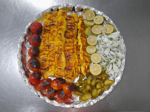 عکس رستوران بزرگ ساغروان