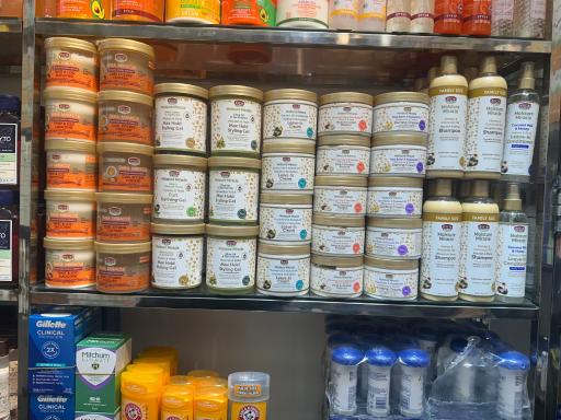 فروشگاه پوست و مو کوئین