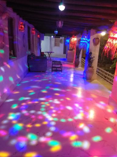 عکس اقامتگاه بوم‌گردی قصرکنار