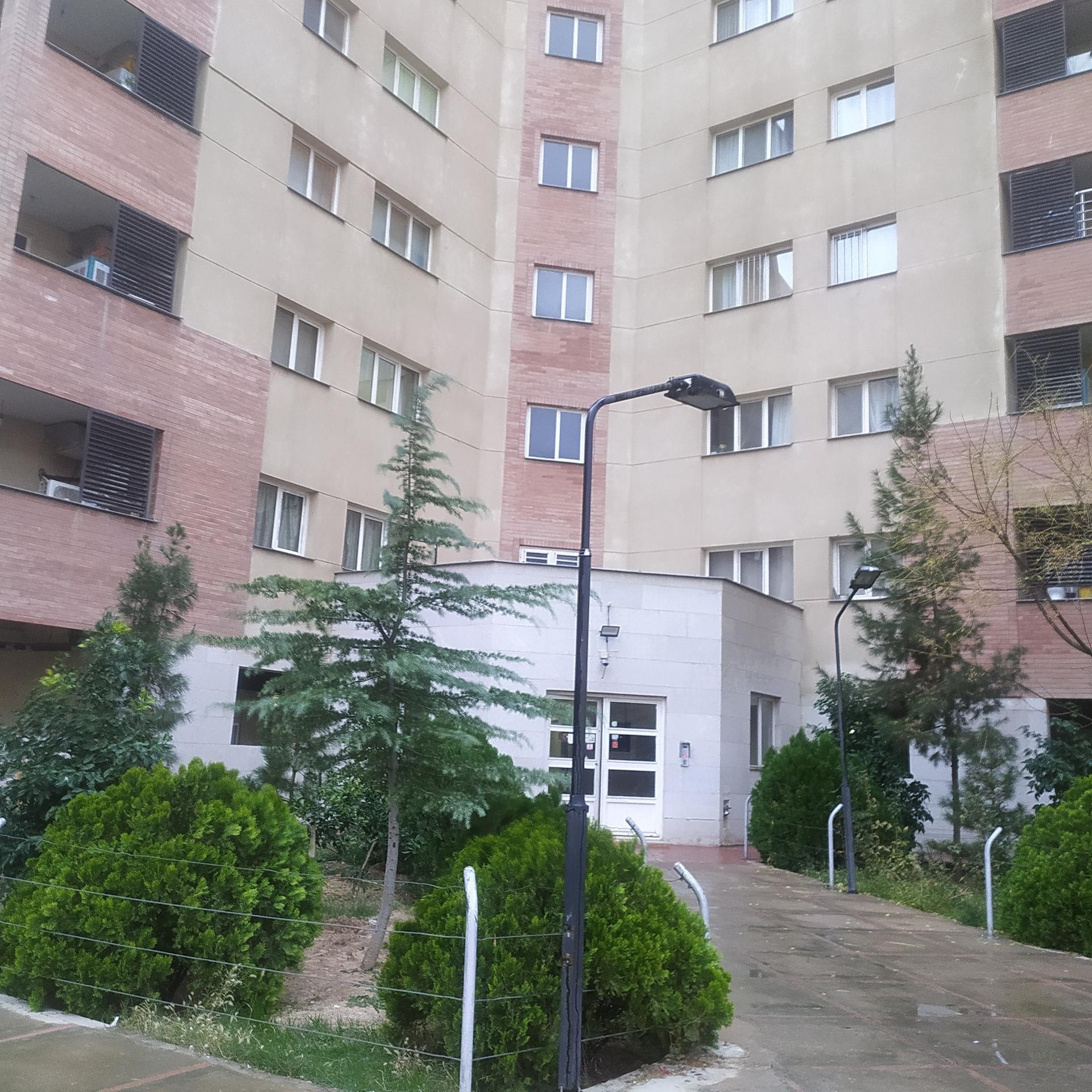 عکس مجتمع مسکونی هزار بلوک d4