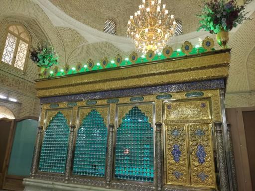 امامزاده چهل اختران