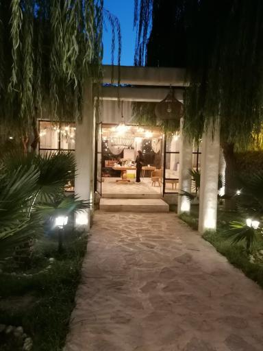 عکس باغ تالار سیب