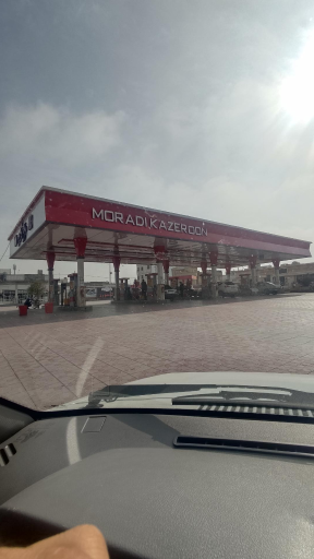 عکس پمپ بنزین