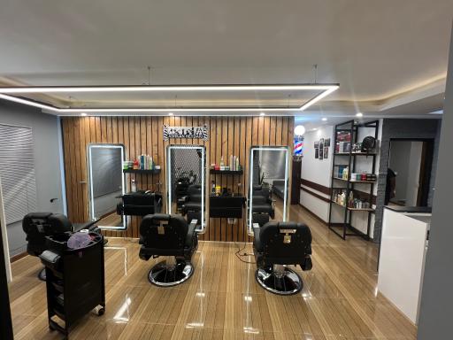 عکس آرایشگاه اشکان حیدری