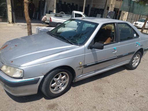 عکس نمایشگاه اتومبیل احمدی