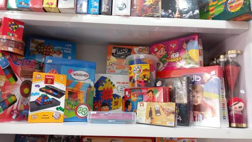 فروشگاه اسباب بازی و لوازم تولد لبخند