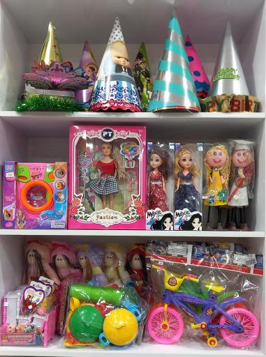 فروشگاه اسباب بازی و لوازم تولد لبخند