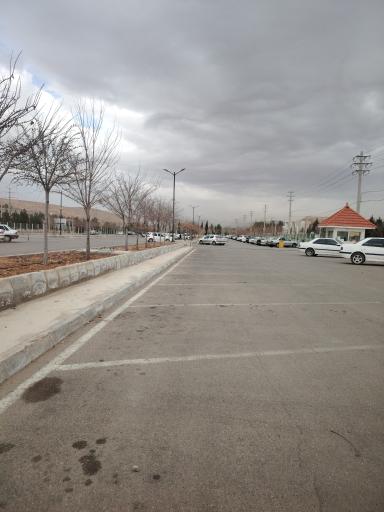عکس پارکينگ عمومی بیمارستان پیوند