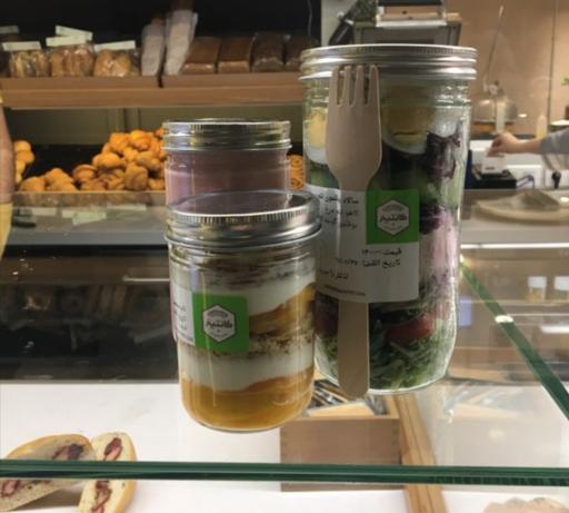 عکس رستوران کانتینر انواع ساندویچ خارجی و رژیمی