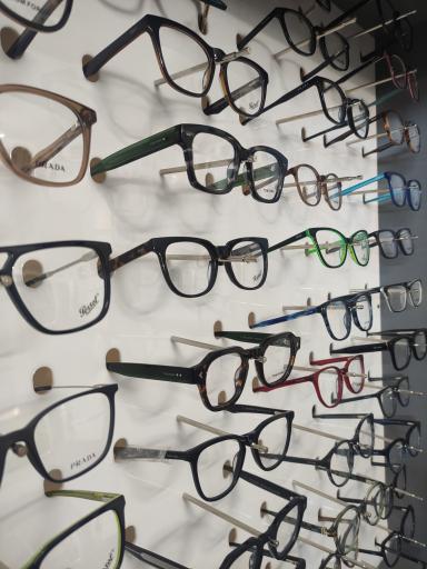 فروشگاه عینک ایوان اپتیک