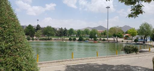 عکس دریاچه مصنوعی کوثر