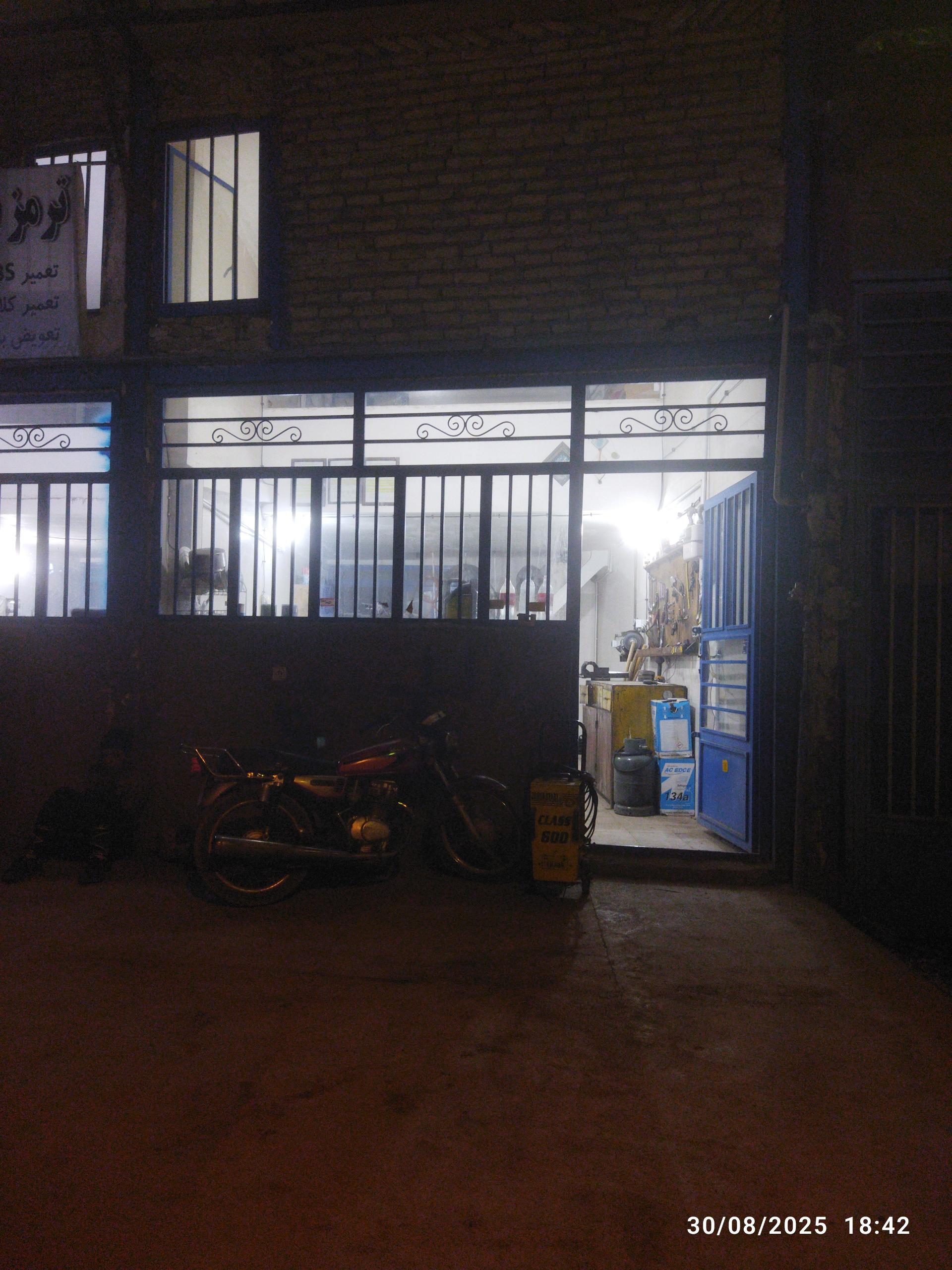 عکس خدمات برق خودرو سنجری