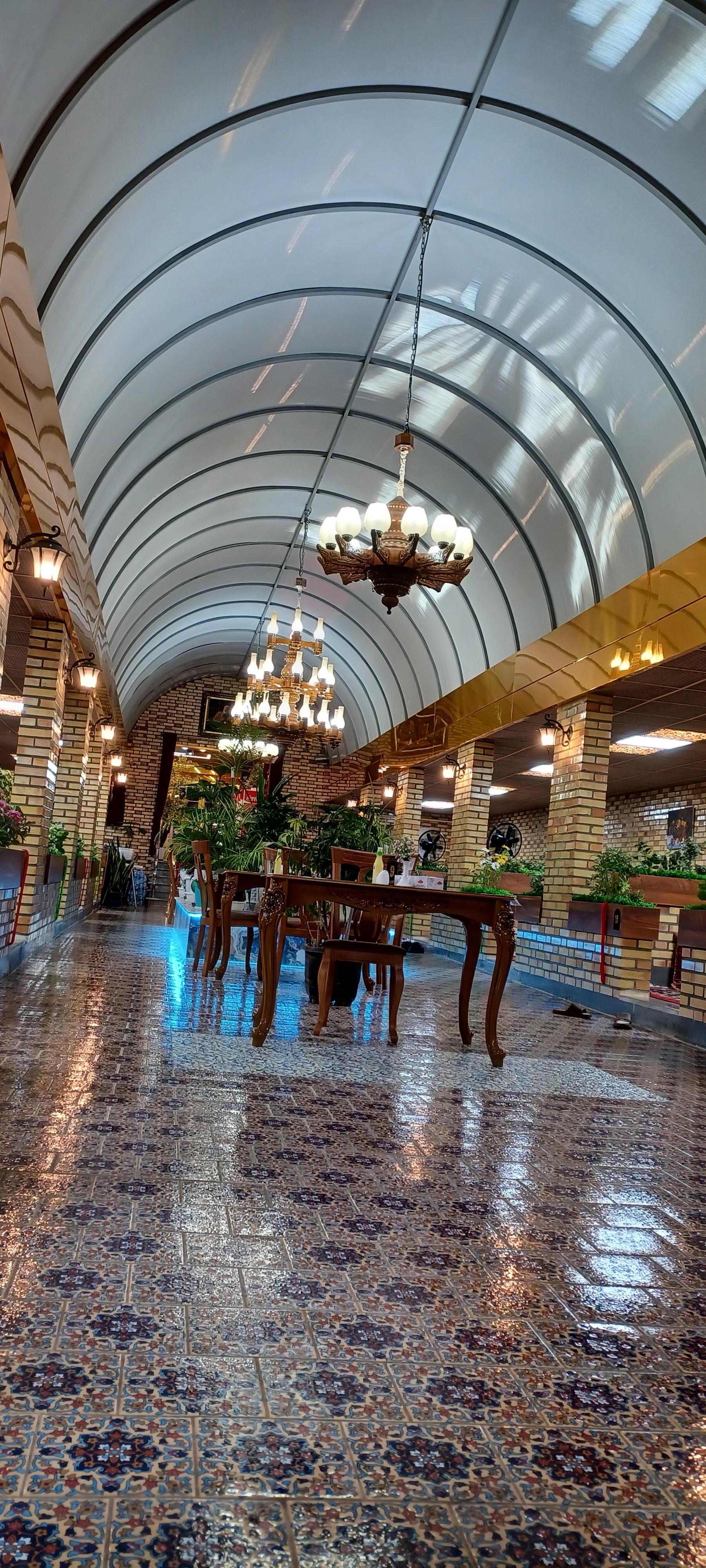 عکس رستوران سنتی تمامی 