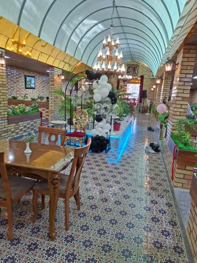 عکس رستوران سنتی تمامی 