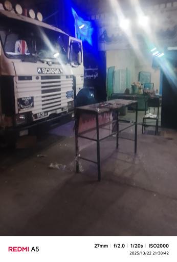 عکس مجموعه خدماتی تخصصی شیشه اتومبیل حمزه