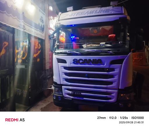 عکس مجموعه خدماتی تخصصی شیشه اتومبیل حمزه