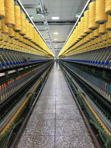 عکس کارخانجات ریسندگی و بافندگی سیناتاب