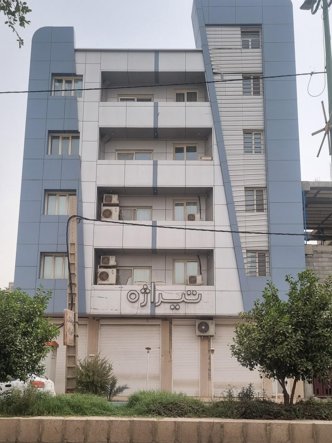 عکس فروشگاه لباس زنانه تیراژه