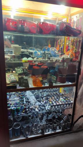 عکس فروشگاه اسپرت پرسپولیس