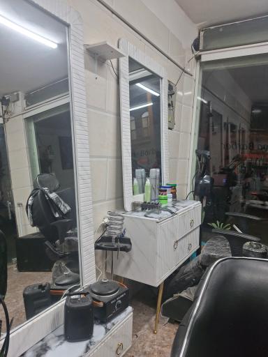 عکس آرایشگاه آدینه