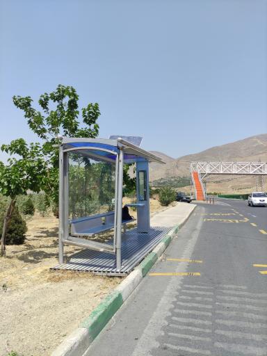 عکس ایستگاه اتوبوس ارغوان