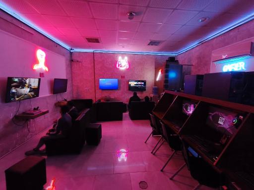 عکس گیم سنتر آرنا