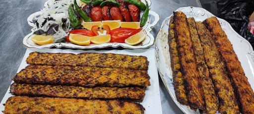 عکس کترینگ فردوس (غذای آماده)